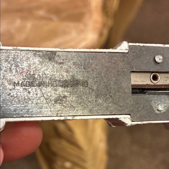 Vintage Die Cast Metal White Grandfather Clock Pencil Sharpener - Picture 11 of 13